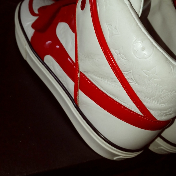 louis Vuitton Mens Mid top sneakers - Picture 6 of 11